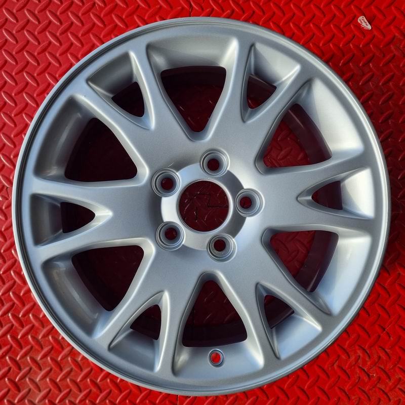Volvo 6 Twin spoke