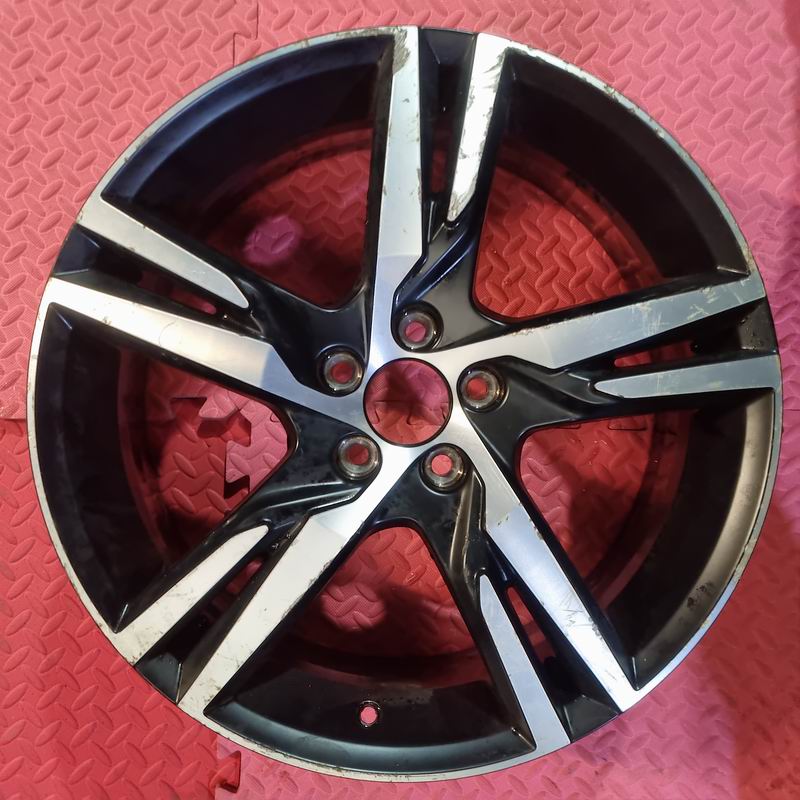 Volvo 5 Twin Spoke