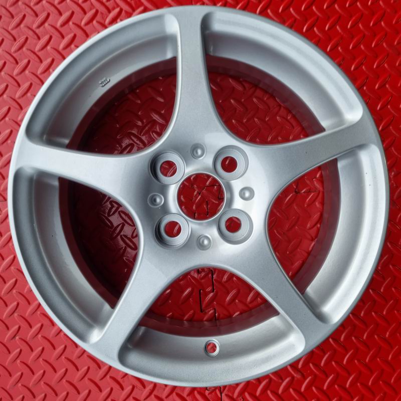 Toyota 5 spoke 15" Rears