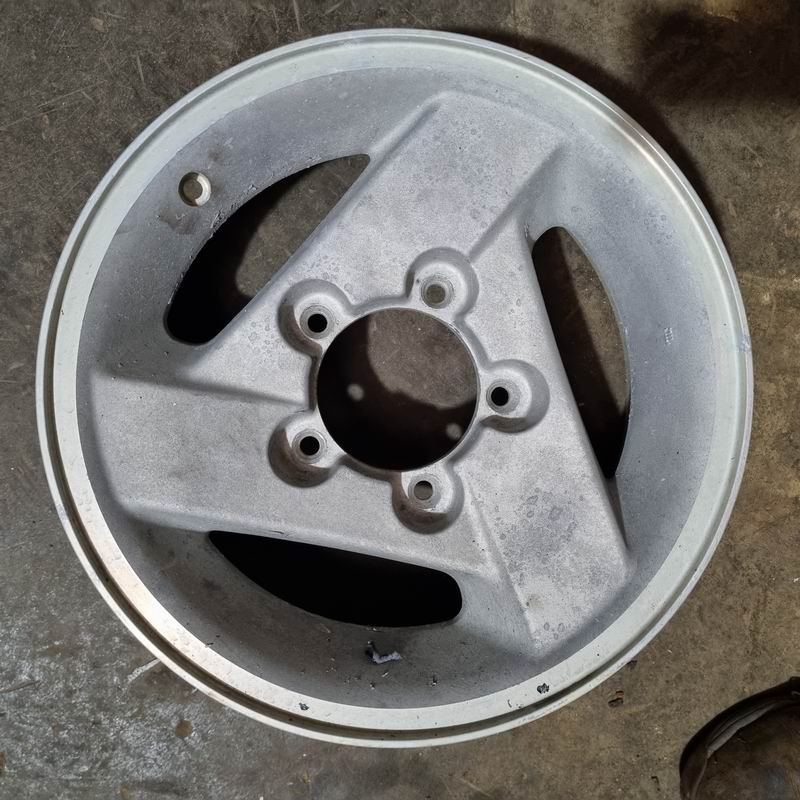 Suzuki 3 spoke