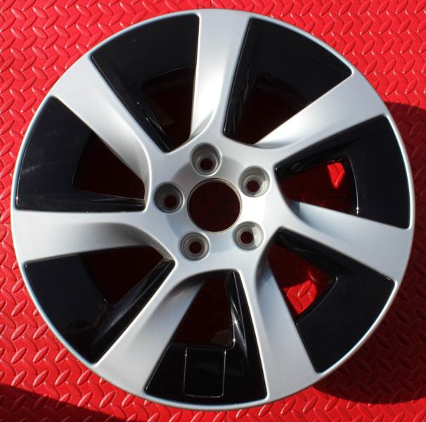 Volvo 7 Spoke with plastic infil
